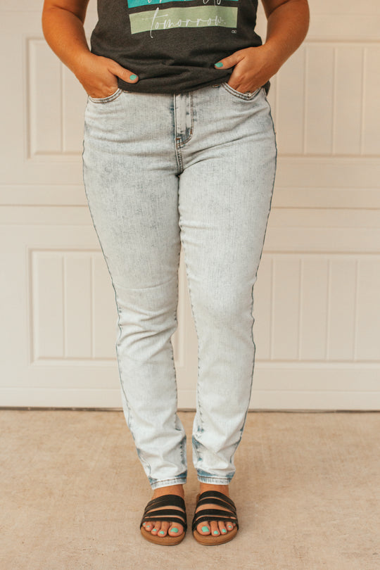 Lexie Light Washed Jeans